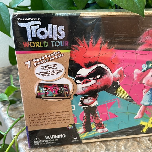 NEW Trolls World Tour 7 wood puzzles tray storage box Dream Works - Picture 4 of 8